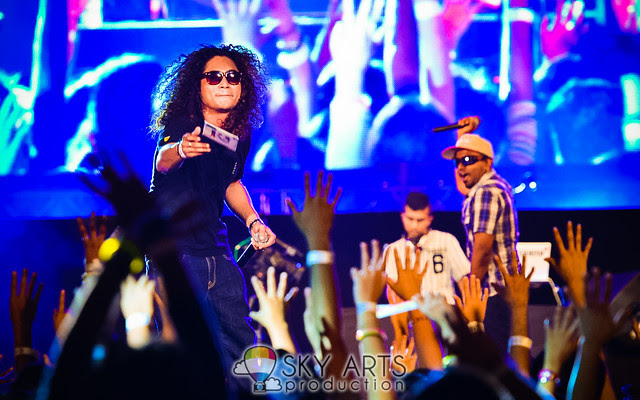 Twin Towers Alive 2013 #TTAlive Day 1 Demi Lovato UKiss Stylo2013 Elecoldxhot Atilia | TianChad.com