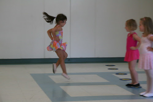 Dova skipping