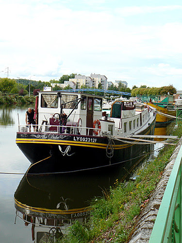 montceau les mines péniche 2.jpg