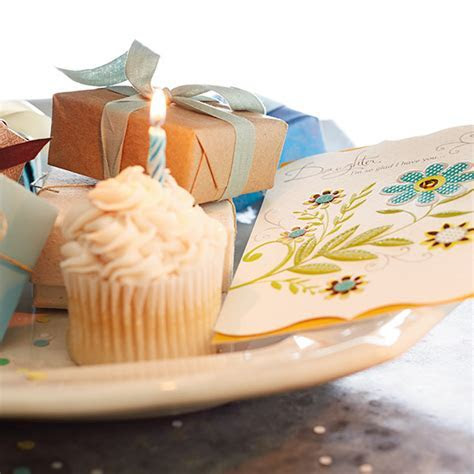 Birthday Wishes: What to Write in a Birthday Card Birthday Wishes: What to Write in a Birthday Card