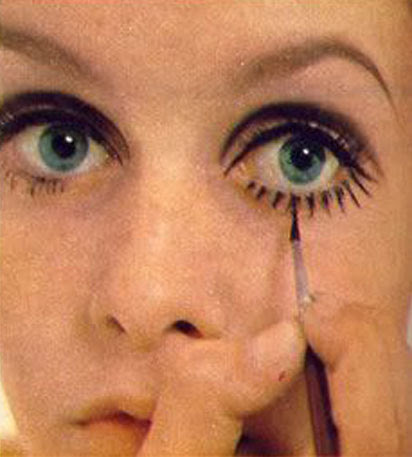 twiggy sixties glamourdaze eyelashes
