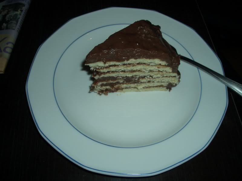 Önder�in de mutfağı var ) Ev Pastası (Amonyaklı Pasta)