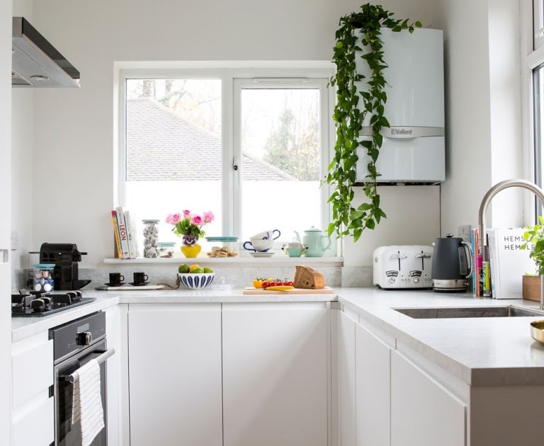 Small Kitchen Layout Design - 57+ Small Kitchen Ideas That Prove Size