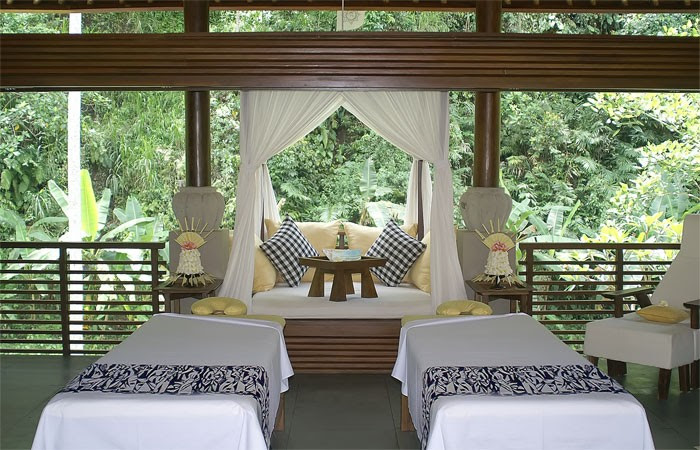 maya ubud main villa massage area
