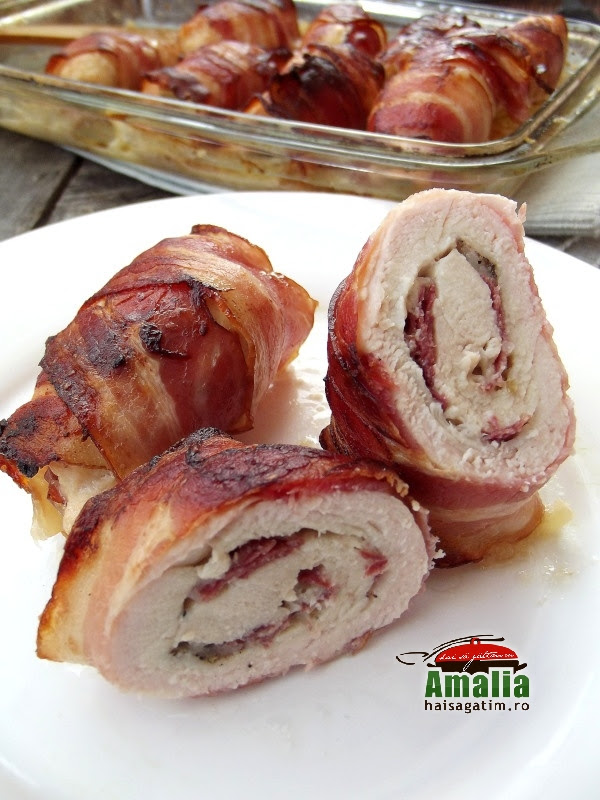 Rulouri de pui cu bacon si branza 1