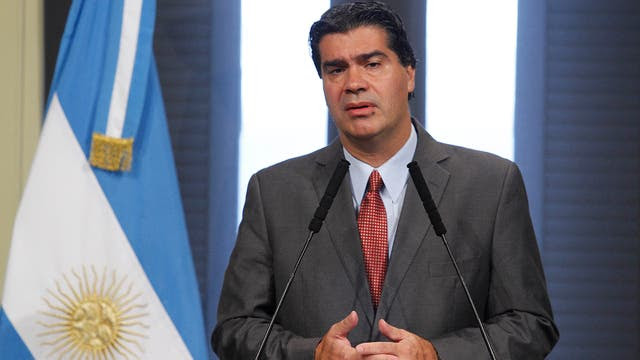 La investigación apunta hacia los intendentes, algo que Capitanich, al presentarse ante Bonadio, abonó
