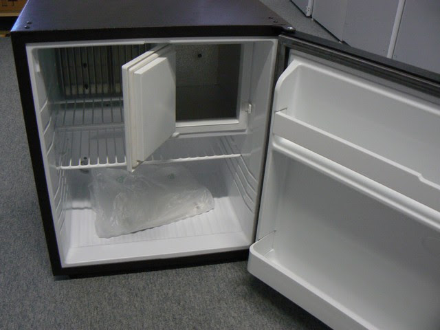 Aeg Kühlschrank Verdampferschale : Aeg kühlschrank verdampferschale: anleitung wohnwagen ausbauen Aeg Kühlschrank Verdampferschale : Aeg kühlschrank verdampferschale: anleitung wohnwagen ausbauen