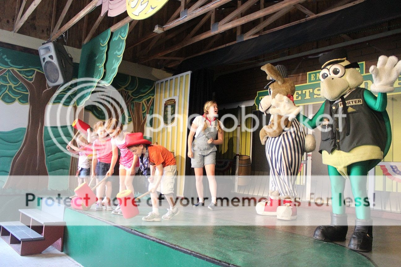 photo Tweetsie81_zps5ed302f5.jpg