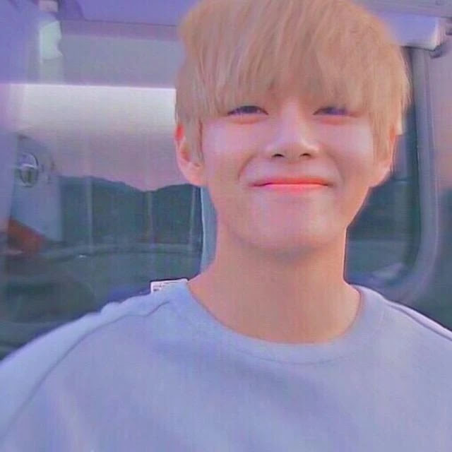 驚くばかり Bts V 笑顔 がじゃなたろう