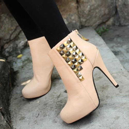 http://www.pinterest.com/pin/58828338857184638/ Popular Boots For Season Fall/Winter 2012/2013 Style shoes featured fashion Boots