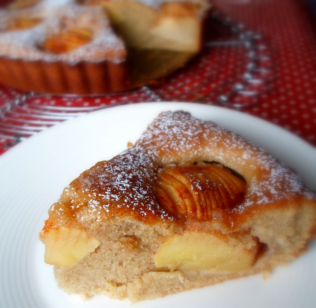 The English Kitchen Apple & Cinnamon Tea Cake
