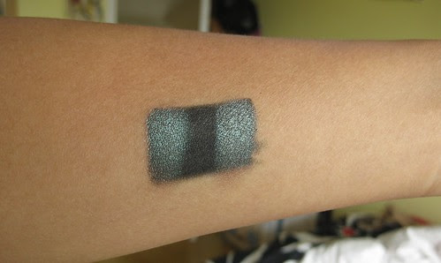 MUA eyeshadows and comparison 030