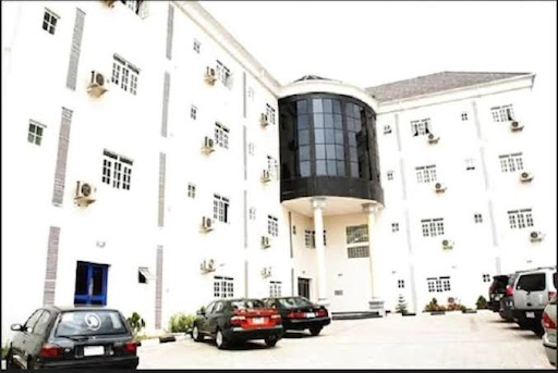Ĺiverpool Vip Hotel And Unique Resort ltd., 4, St. Michael Crescent, Off Tombia Street Extension GRA, Phase 2, Port Harcourt, Nigeria, Hostel, state Rivers