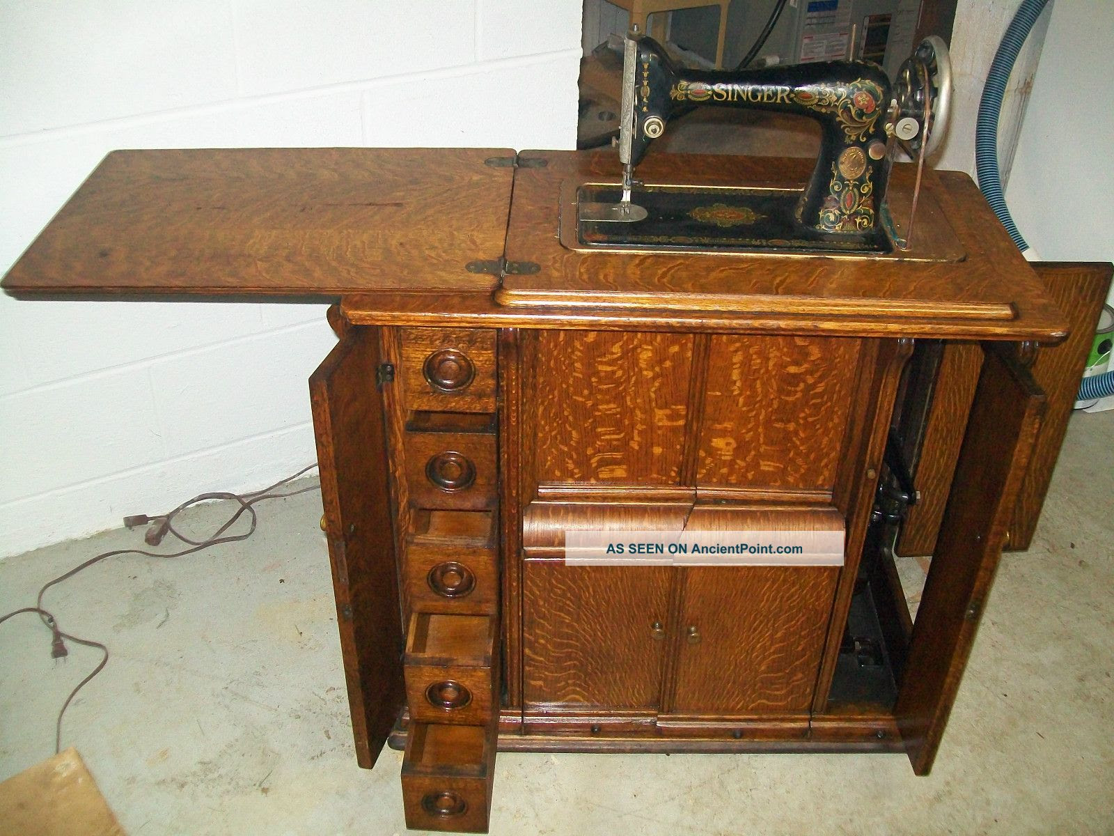 Antique Sewing Machine Cabinets Design For Home