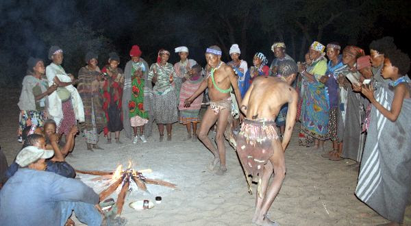 San Bushmen People: The World Most Ancient People In Africa