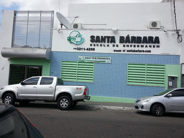 Escola de Enfermagem Santa Bárbara