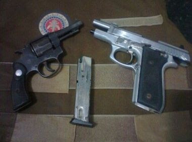 Ipiaú: Polícia recupera duas armas roubadas em Fórum