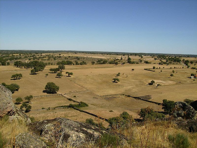 File:Vistas desde la Peña Gorda.JPG