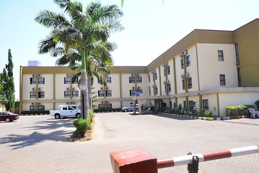 De Nevilla Hotel Ltd, 4 3, Kigo Road, New Extension, Kaduna, Nigeria, Car Rental Agency, state Kaduna