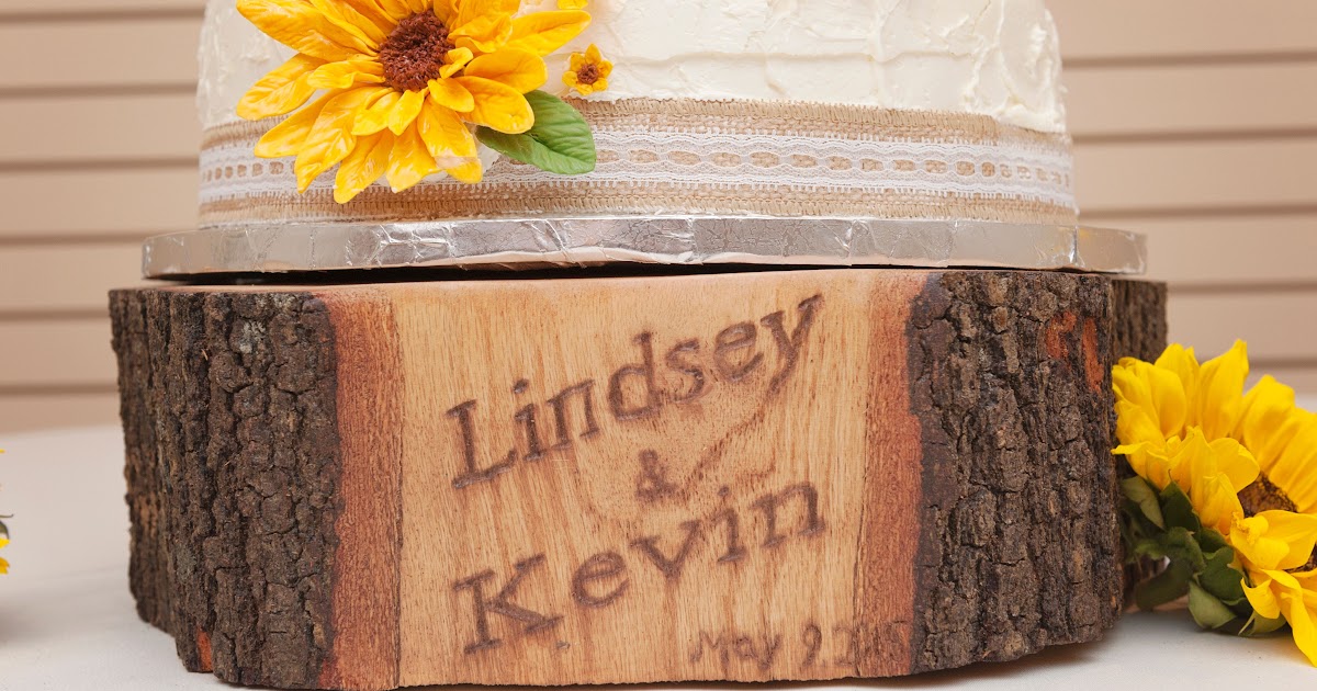 brpol Rustic Wooden Wedding Cake Stand Personalised