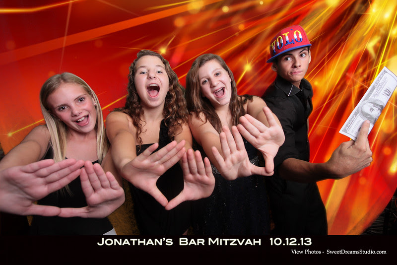 photo booth bar mitzvah party