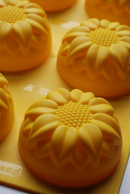 sunflower molds© by Haalo