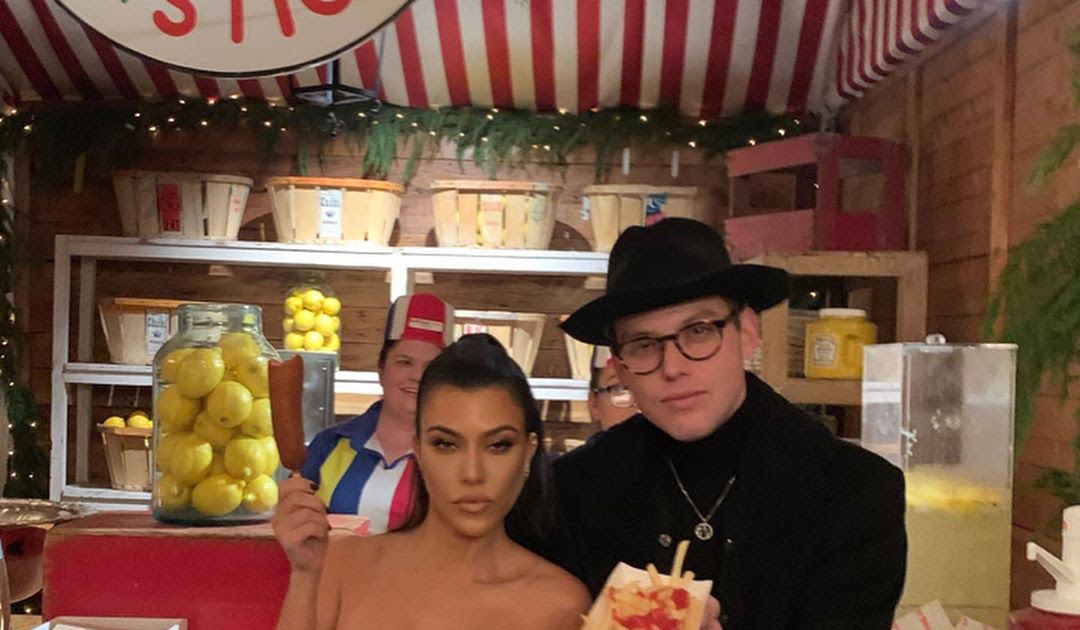 Kourtney Kardashian Xmas Party 2019 - Kourtney kardashian did the most