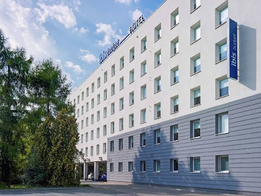 Hotels to disconnect alone Warsaw
