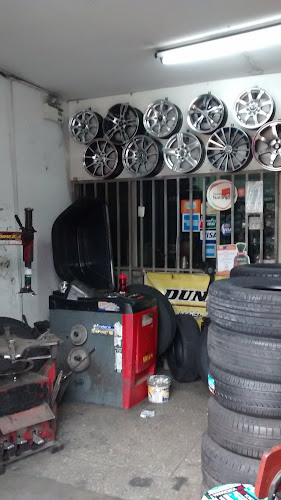 Opiniones de CM LLANTAS en San Juan de Lurigancho - Tienda de neumáticos