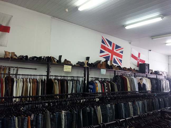 Roupas Usadas Thrift Store - Curitiba