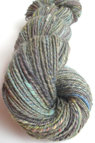 free gift from Fluff-n-Stuff 50g merino, cashmere, nylon, corriedale, BFL very soft stuff - navajo plied - 51g batt ~ 155yds-2