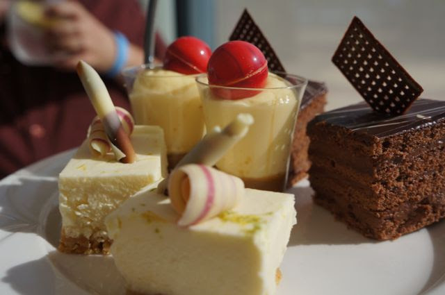 Afternoon Tea At Yspa - Romance For Two