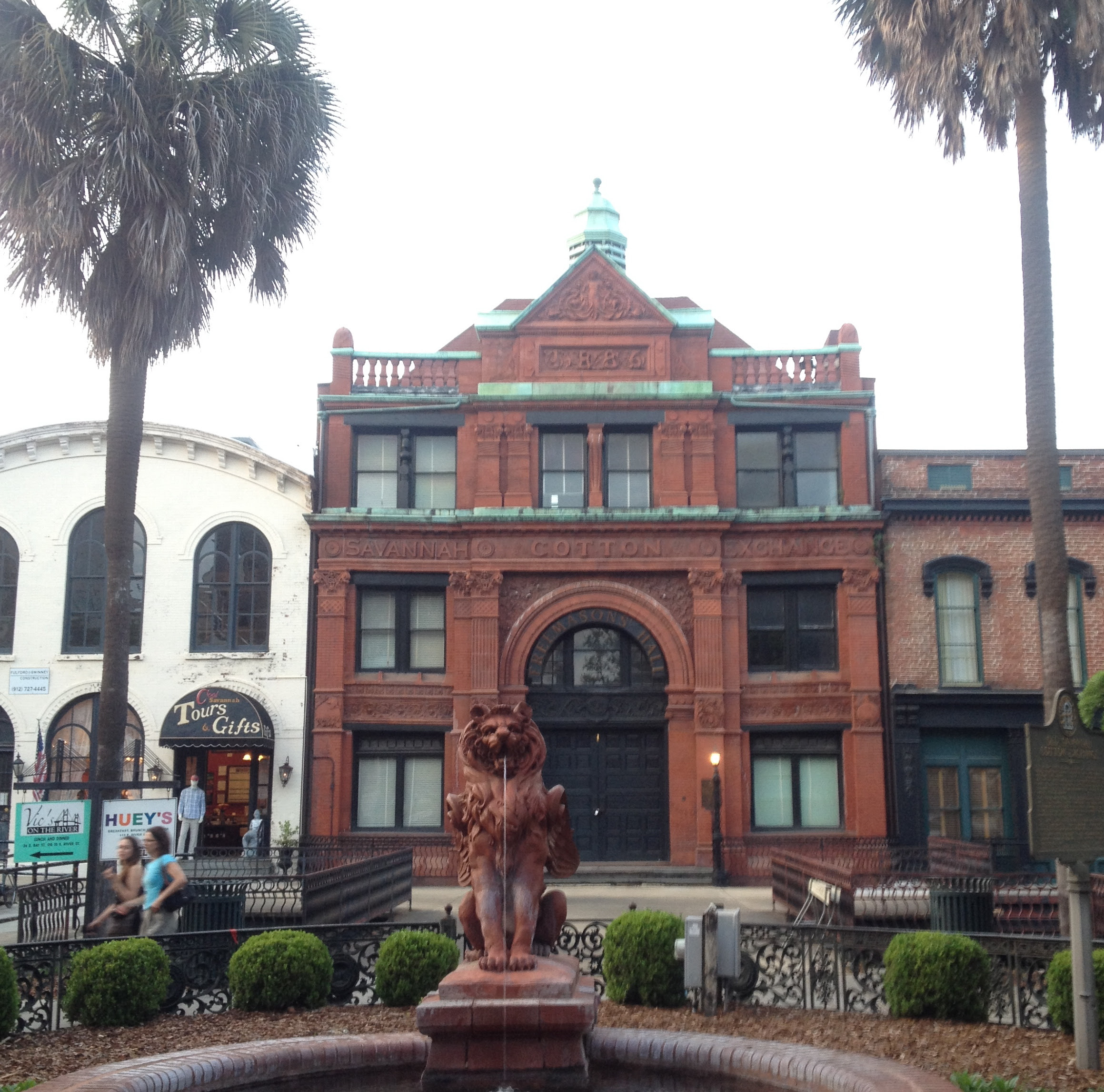 A Sweet Stay In Savannah