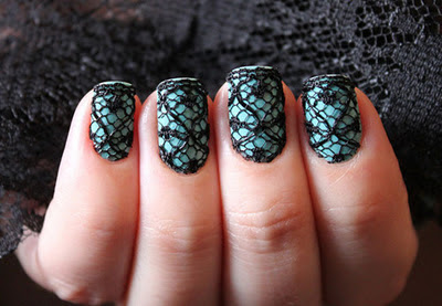 unhas-com-renda-azul