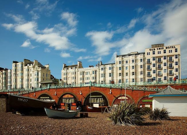 The Old Ship Hotel - Pub