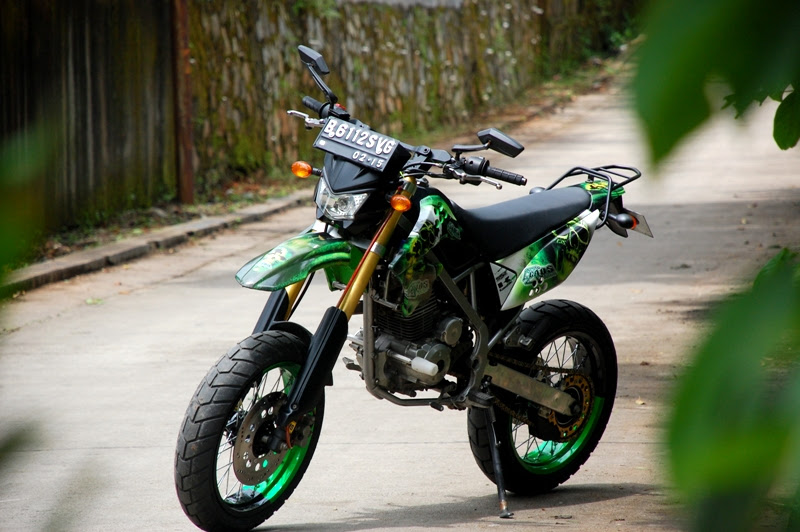 Супермото Kawasaki