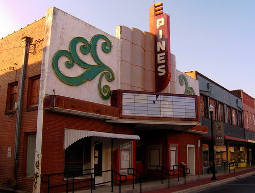 pines theatre