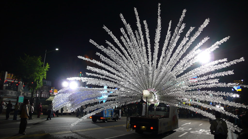 View of the rear of the peacock float in the parade