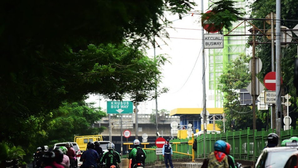 Papan Petunjuk Jalan Kota Jakarta Selatan Daerah Khusus