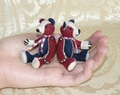 London 2012, Olympics, Queens Diamond Jubilee, Custom made, Miniature bear, artist bear, red, white, blue, leather, hand sewn.