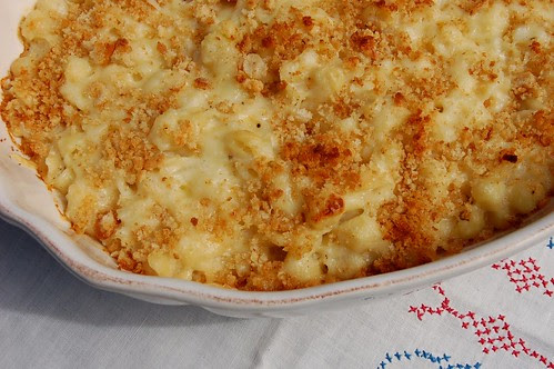 Homemade baked mac n cheese
