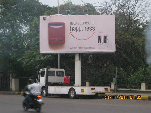 Sobha Ivory, 3 BHK Flats at NIBM-Kondhwa, Pune - sSobha Group - BARTS ON sHANKAR hoarding