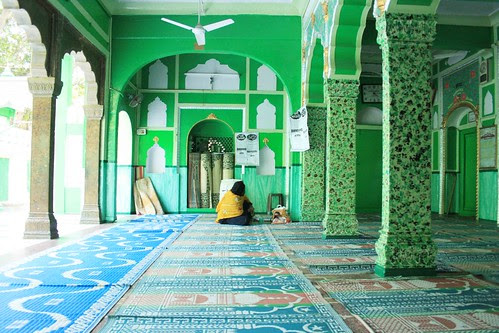 The Delhi Walla  City Escape     Khwaja Baqi Billah   s Dargah  Sadar