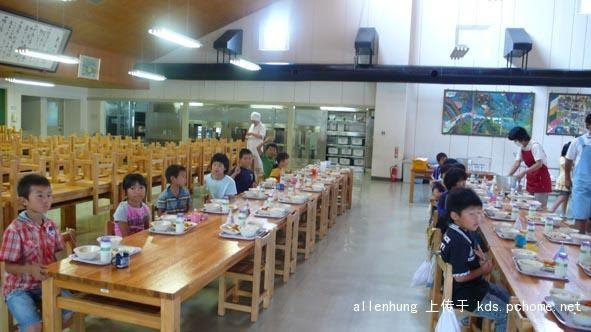 ăn trưa, trẻ em Nhật Bản, người Nhật dạy con, dạy con, nuôi dạy con