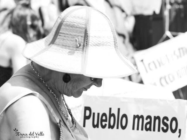 Pueblo manso, pueblo esclavo