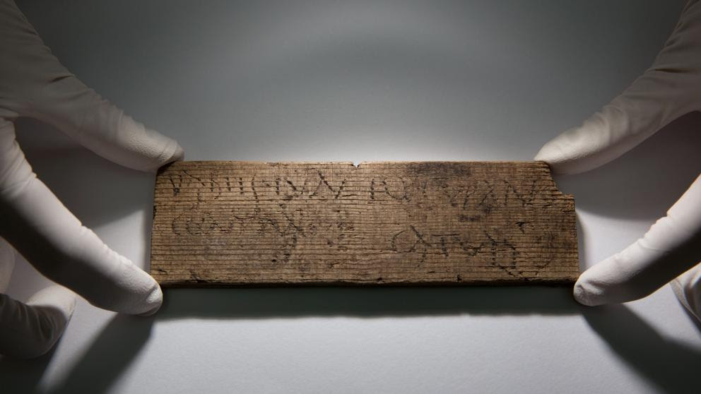 Hallado en Londres el documento manuscrito más antiguo de la Gran Bretaña