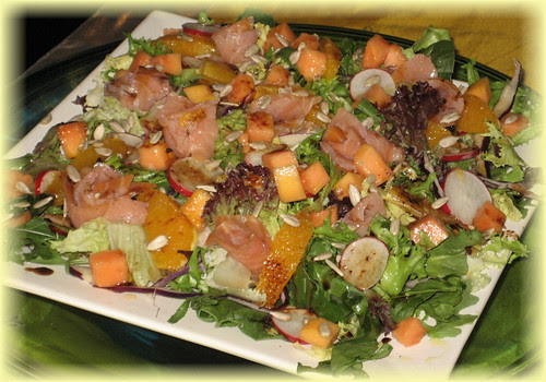 ENSALADA CON SALMÓN Y NARANJA