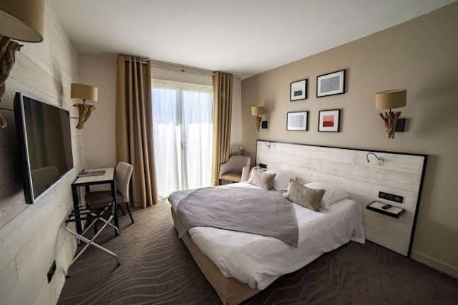 Avis sur Hôtel Les Brises, meilleurs prix en direct, vue mer. à La Rochelle - Hôtel