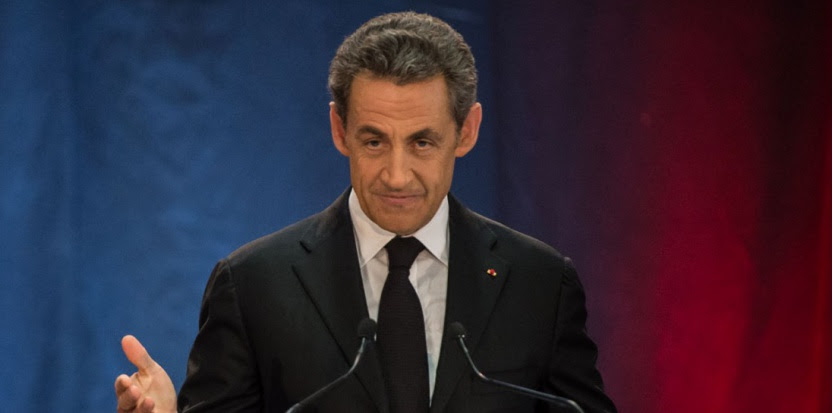 Nicolas Sarkozy lors de son premier meeting à Lambersart (Nord), jeudi 25 septembre 2014. (PHILIPPEHUGUEN/AFP)