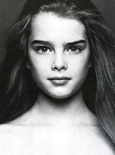 Brooke Shields Pretty Baby Bath Pictures / How This Photog ...